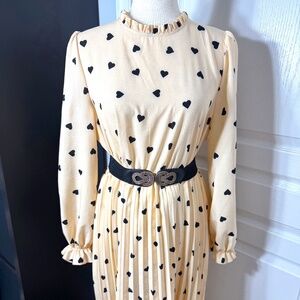 Long Sleeve Cream Dress with Black Hearts - L